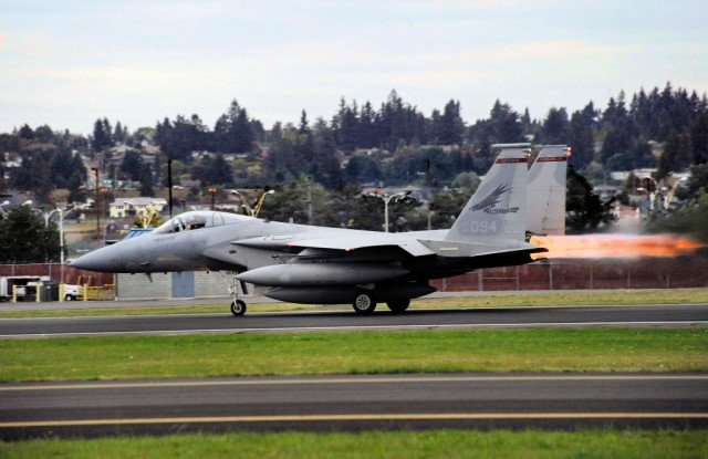 The Massachusetts Air National Guard F-15 jet has crashed in Virginia