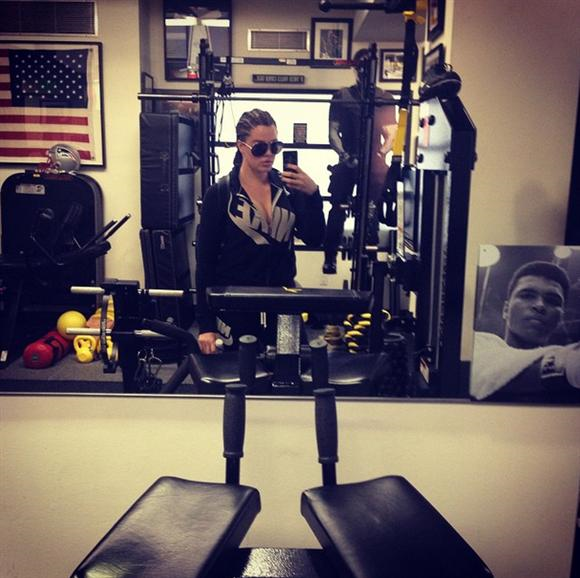 Khloe Kardashian took a selfie and admitted to recently gaining weight as she went to the gym