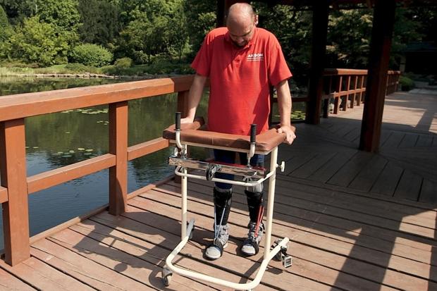Darek Fidyka, who was paralyzed from the chest down in a knife attack in 2010, can now walk using a frame