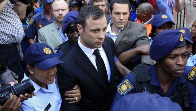 Oscar Pistorius offered a lump sum of $34,000 to the parents of Reeva Steenkamp after he killed her