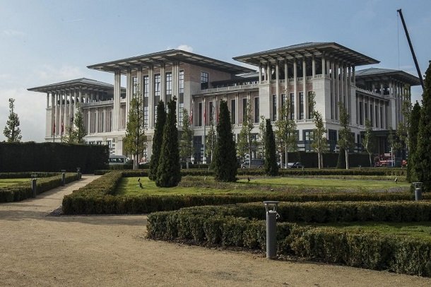 The controversial 1,000-room palace known as Ak Saray was built on a forested hilltop on the edge of Ankara, on more than 1.6 million sq ft of land