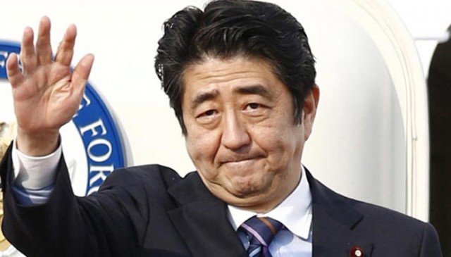 Shinzo Abe wins snap elections 2014