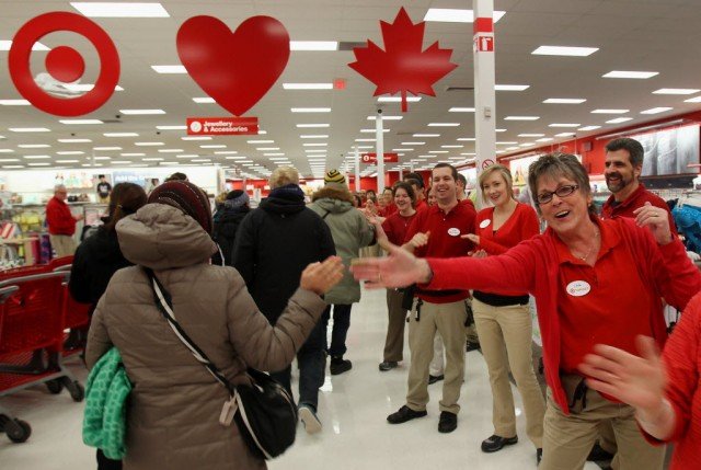 Target Canada closes all stores