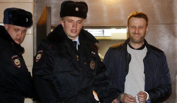 Alexei Navalny jailed 2015