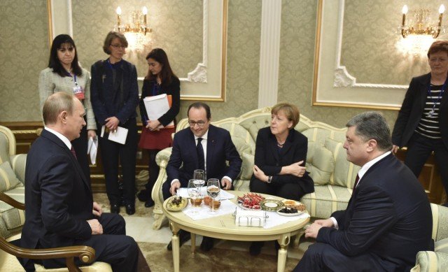 Minsk talks Ukraine ceasefire 2015