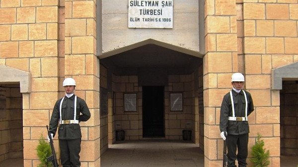 Suleyman Shah tomb evacuated in Syria