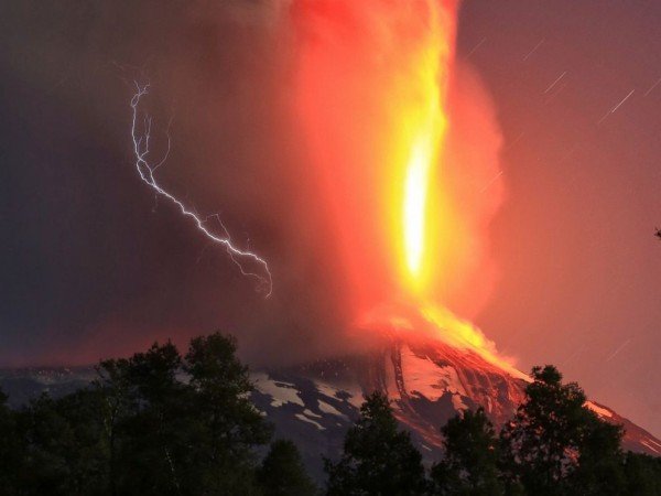 Chile Villarrica volcano eruption 2015