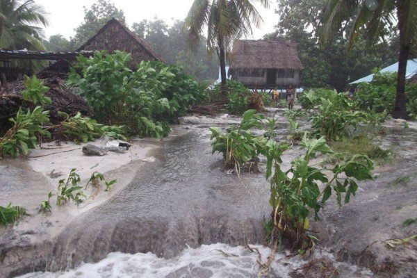 Cyclone Pam devastates Vanuatu archipelago