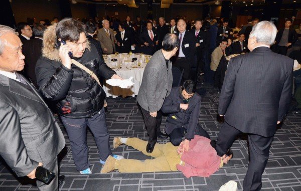 Kim Ki-jong held after knife attack on US Ambassador Mark Lippert
