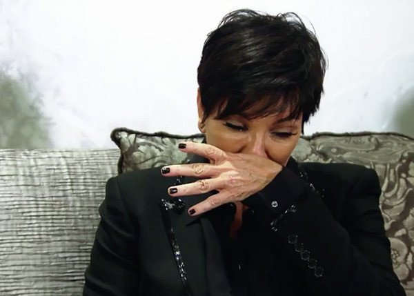 Kris Jenner crying over Rob Kardashian