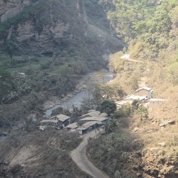 Nepal landslide blocks Kali Gandaki River