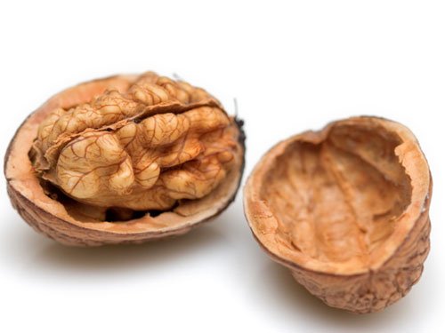 Nuts could lower early death risk