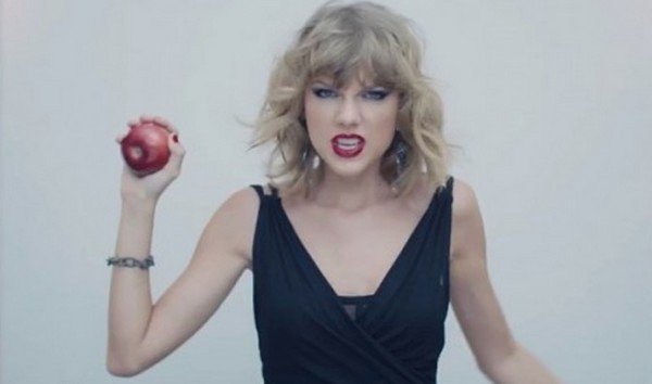 Tyalor Swift changes Apple Music payment policy