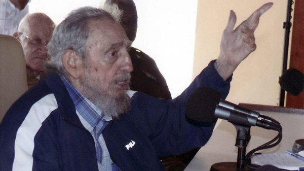 Fidel Castro criticizes US before embassy reopening