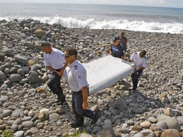 MH370 debris Reunion 2015