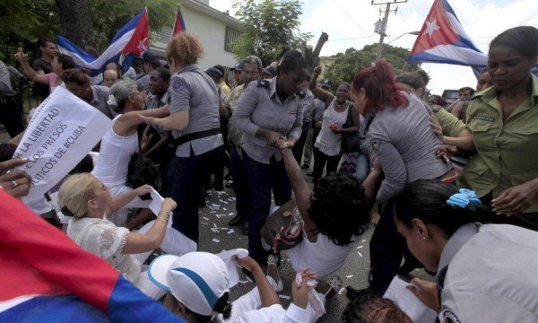 Cuba Ladies in White activists arrested 2015