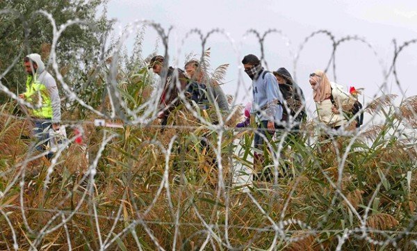 Hungary state of emergency refugees