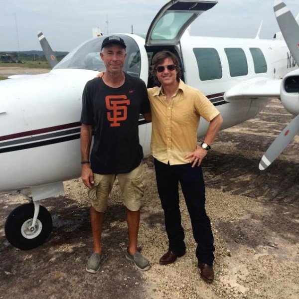 Tom Cruise pilots killed in plane crash