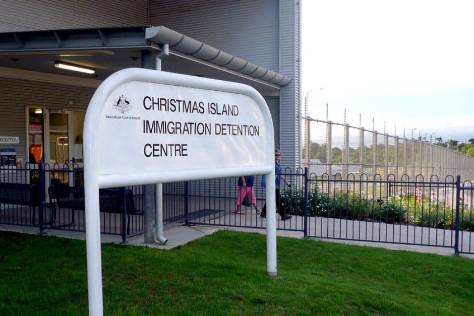 Australia: Christmas Island Detention Center Set on Fire by Angry Inmates - BelleNews.com