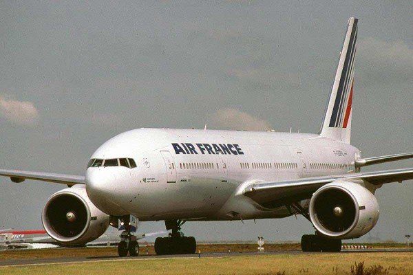 Air France emergency landing Kenya