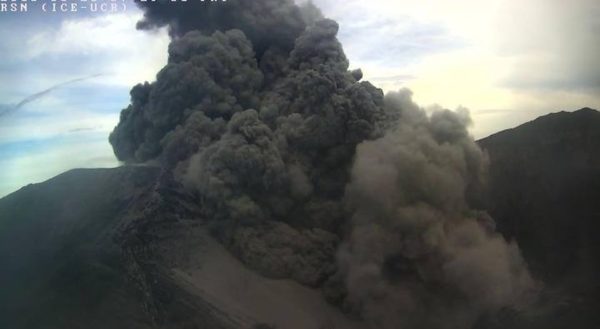 Turrialba volcano eruption 2016