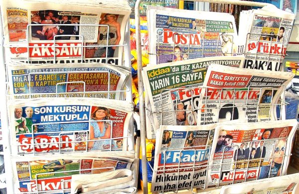 Turkey media crackdown